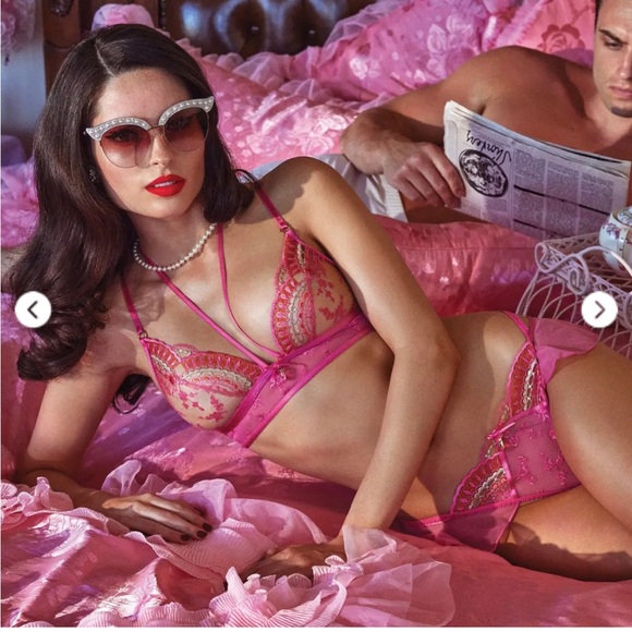 Honey Birdette Other - HONEY BIRDETTE MEIKA CANDY PINK NWT SMALL SET!